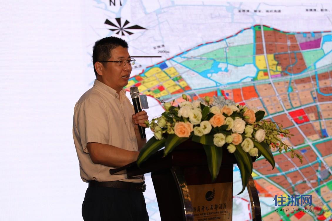 余杭经济技术开发区(钱江经济开发区)管委会规划建设局副局长 张晓文